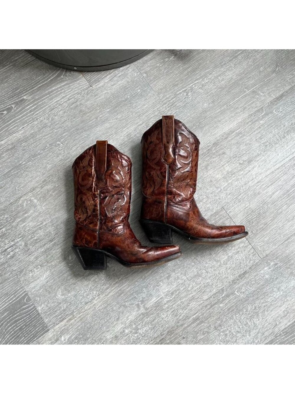 Brown / Burgundy Vintage 80’s / 90’s “Corral” Leather Western Cowboy Boots